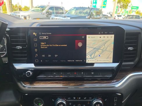 Used 2023 GMC Sierra 1500 Elevation image 22