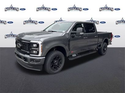 New 2026 Ford F350 Lariat w/ Black Appearance Package