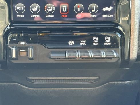 Used 2020 RAM 2500 Laramie image 15