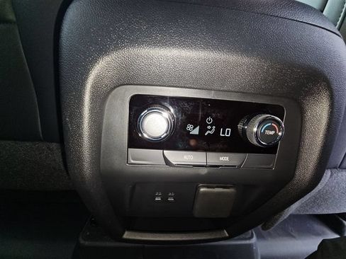 New 2026 Chevrolet Traverse Z71 w/ Enhanced Driving Package AWD/4WD image 23