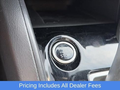Used 2025 Nissan Versa SR FWD image 14