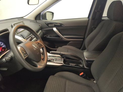Used 2019 Mitsubishi Eclipse Cross AWD image 17