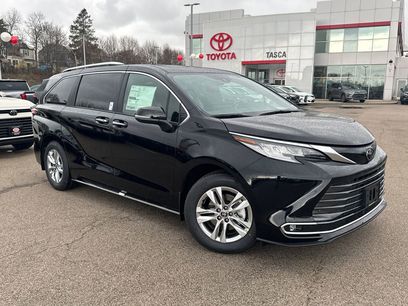 New 2026 Toyota Sienna Limited