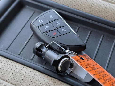 Used 2021 Chevrolet Tahoe Premier image 26