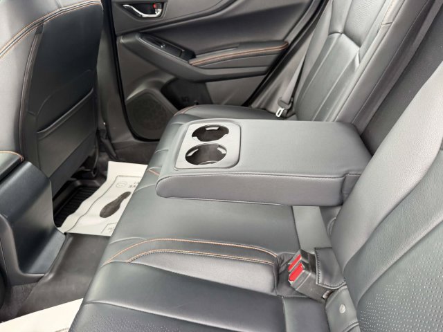 Used 2020 Subaru Crosstrek 2.0i Limited w/ Moonroof Package w/Navigation AWD/4WD image 12