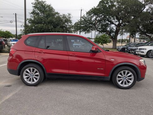 Used 2017 BMW X3 sDrive28i RWD image 2