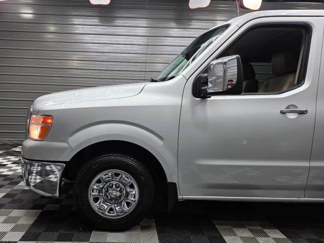 Used 2017 Nissan NV 3500 SL RWD image 34
