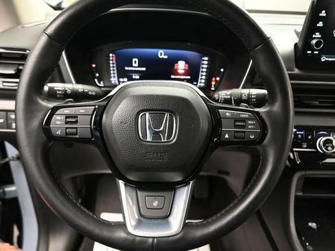 Used 2023 Honda Pilot Elite image 14