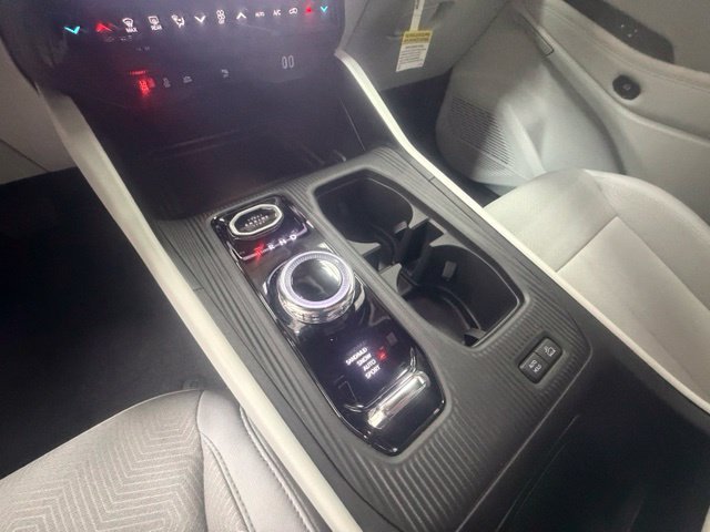 New 2027 Jeep Cherokee Laredo AWD/4WD image 18