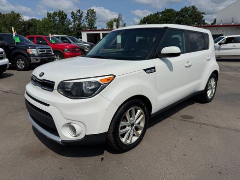 Used 2018 Kia Soul + FWD image 1