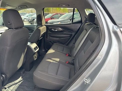 Used 2023 GMC Terrain SLE w/ Elevation Edition AWD/4WD image 18