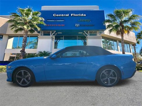 Used 2024 Ford Mustang Premium image 8