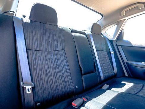 Used 2019 Nissan Sentra SV w/ Special Edition Package FWD image 36