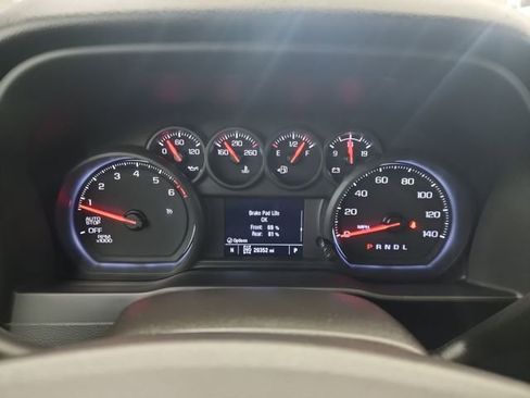 Used 2022 Chevrolet Silverado 1500 Custom image 24