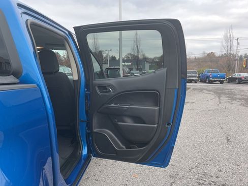 Used 2022 Chevrolet Colorado LT w/ LT Convenience Package image 14