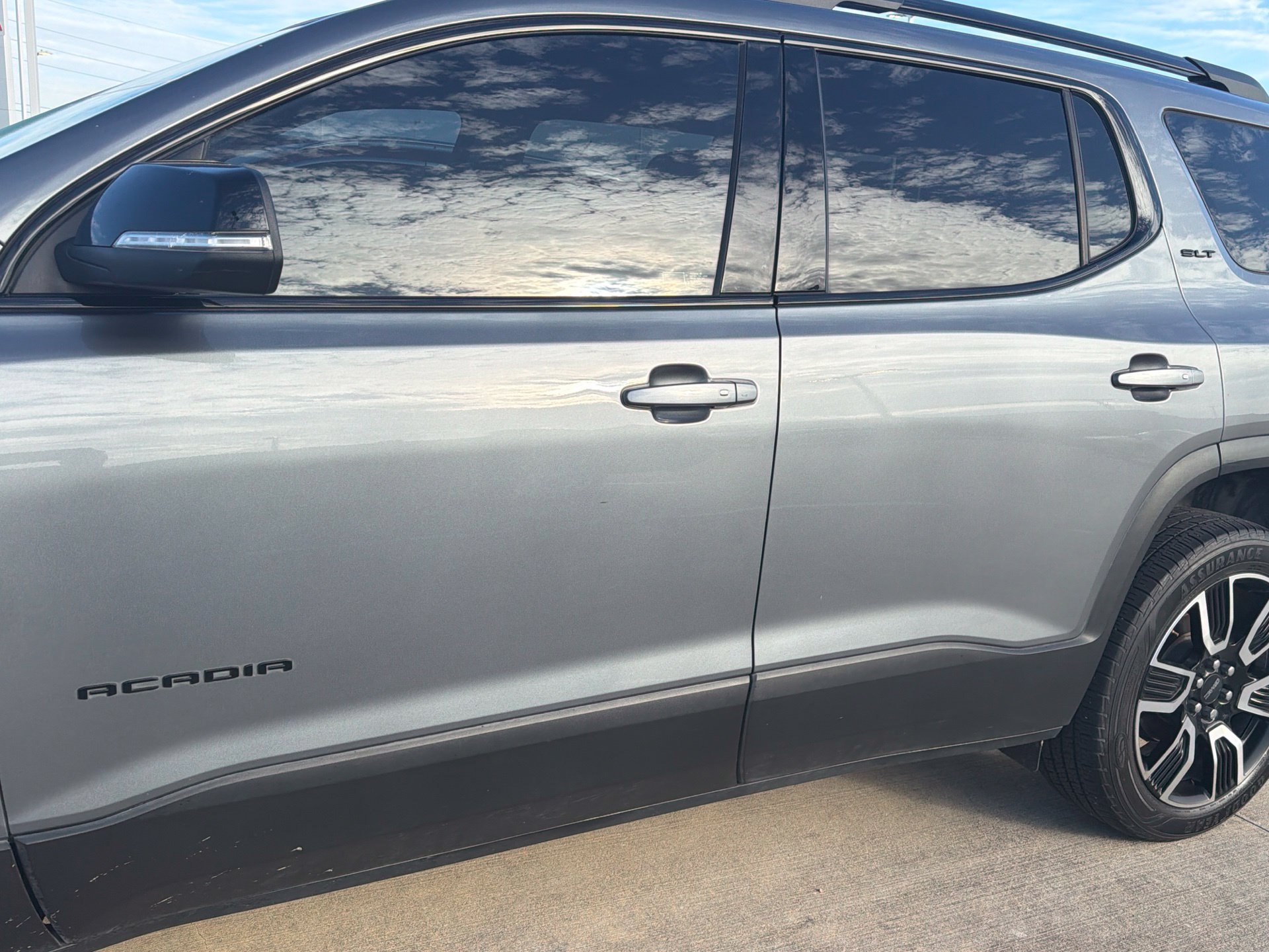 Used 2021 GMC Acadia SLT w/ Elevation Edition FWD image 6