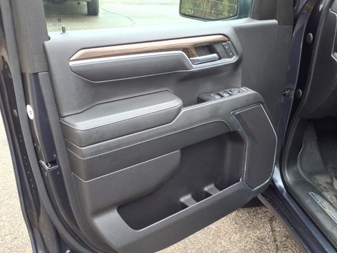 Used 2023 Chevrolet Silverado 1500 LT w/ LPO, Liner Protection Package AWD/4WD image 4