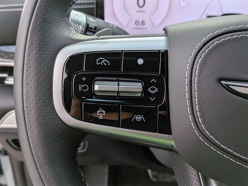 New 2026 Genesis GV80 3.5T e-SC image 16