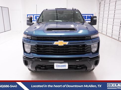 New 2026 Chevrolet Silverado 2500 Custom w/ Custom Value Package image 2