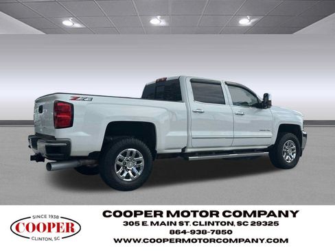 Used 2018 Chevrolet Silverado 3500 LTZ w/ Duramax Plus Package AWD/4WD image 7