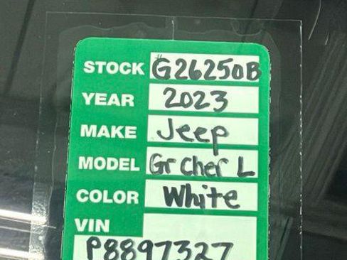 Certified 2023 Jeep Grand Cherokee L Altitude AWD/4WD image 31