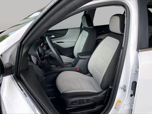 Used 2021 Chevrolet Equinox LT FWD image 8