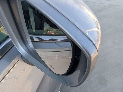 Used 2017 Chrysler Pacifica Touring-L Plus image 20