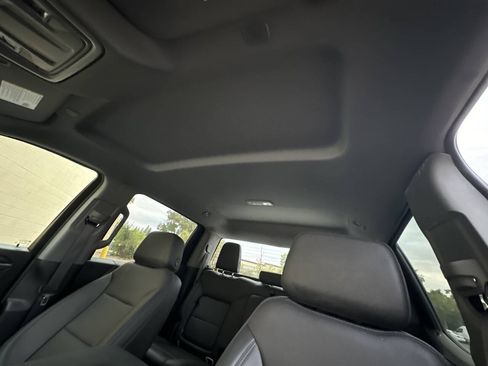 Used 2026 GMC Sierra 1500 SLT AWD/4WD image 20