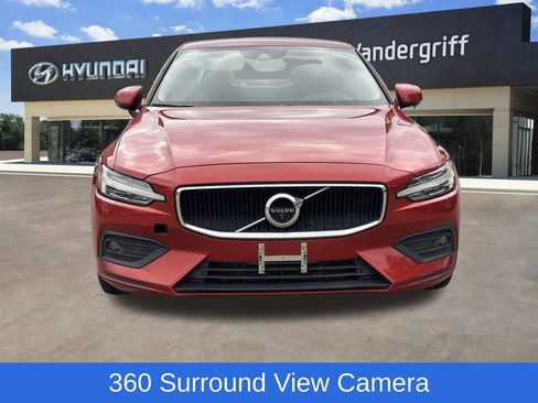 Used 2019 Volvo S60 T5 Momentum w/ Multimedia Package image 3