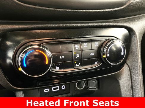 Used 2023 Buick Encore GX Preferred w/ Cold Weather Comfort Package FWD image 8