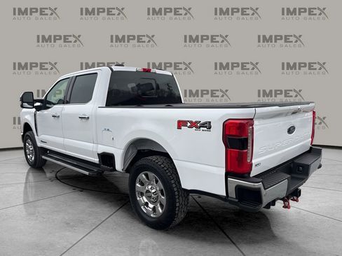 Used 2023 Ford F250 Lariat w/ Chrome Package image 3