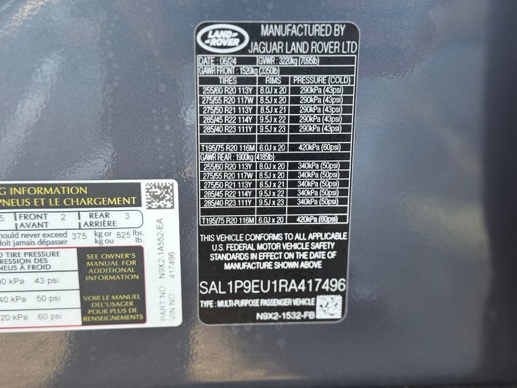 Used 2024 Land Rover Range Rover Sport SE AWD/4WD image 26