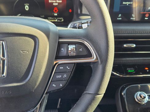 Certified 2022 Lincoln Nautilus AWD w/ Premium Package image 31