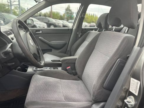 Used 2005 Honda Civic Hybrid Sedan image 13