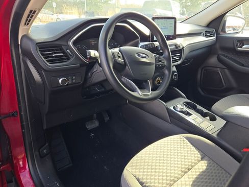 Used 2020 Ford Escape SE image 20