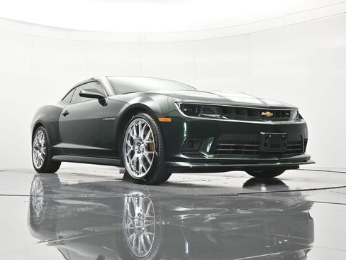 Used 2015 Chevrolet Camaro SS w/ Green Flash Special Edition RWD image 40