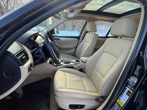 Used 2015 BMW X1 xDrive28i image 4