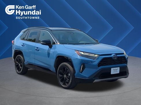 Used 2023 Toyota RAV4 XSE AWD/4WD image 1
