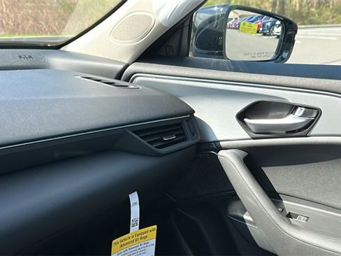 Used 2025 Acura TLX w/ Technology Package image 22