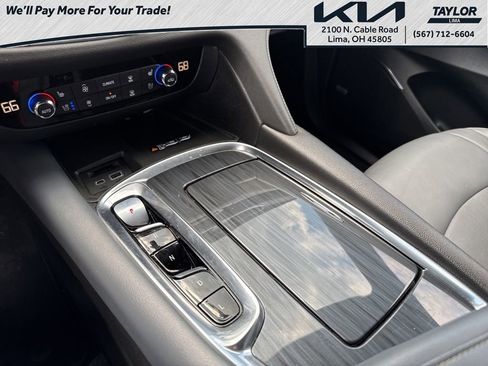 Used 2022 Buick Enclave Premium image 19
