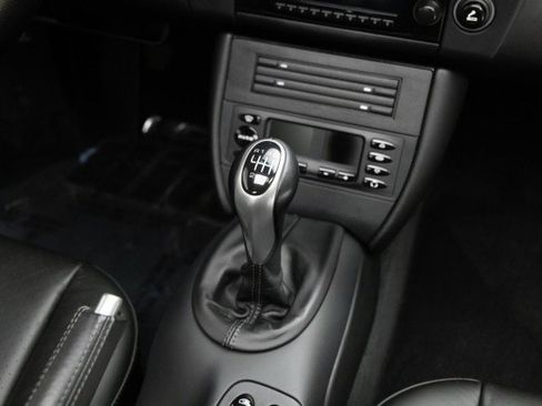 Used 2001 Porsche 911 Carrera image 26