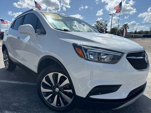 Used 2021 Buick Encore Preferred image 46