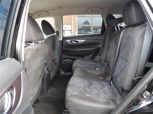 Used 2015 Nissan Rogue S image 12