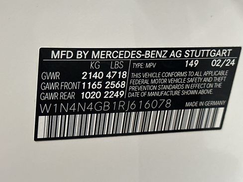 Certified 2024 Mercedes-Benz GLA 250 image 42