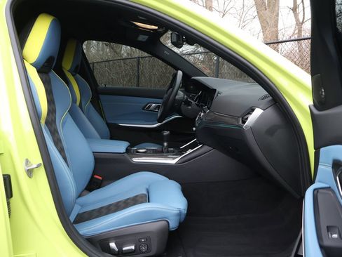 Used 2022 BMW M3 w/ Executive Package image 39