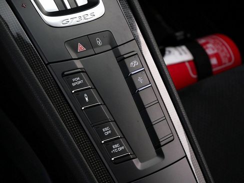 Used 2019 Porsche 911 GT3 RS image 13