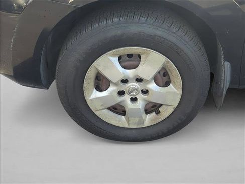 Used 2009 Nissan Rogue S FWD image 25