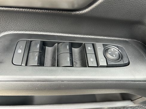 Certified 2025 Toyota Tacoma TRD Sport AWD/4WD image 20