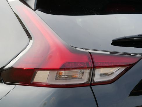 Used 2025 Mitsubishi Eclipse Cross SE AWD/4WD image 17
