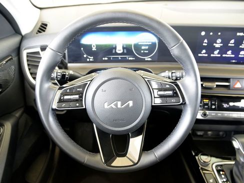 Used 2024 Kia Seltos X-Line image 18